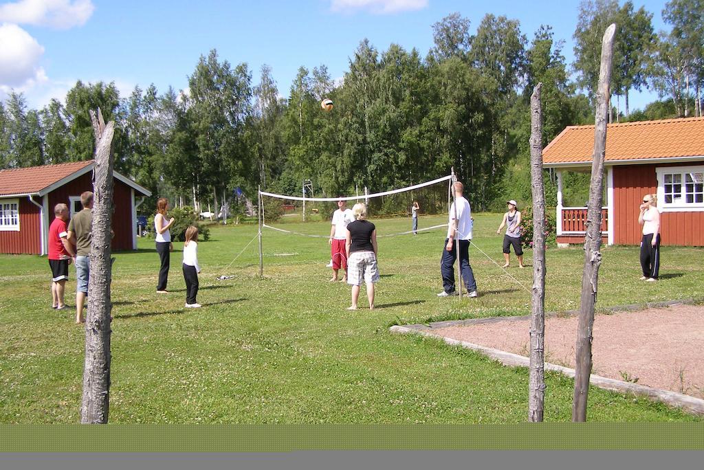 Ratt O Roder Stugby & Konferens Vila Djuras Exterior foto